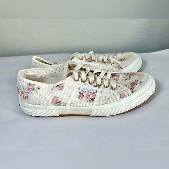 Superga Womens Sneakers Size 7 Floral print Skater Retro Coquette Girly Shoes - Picture 7 of 10